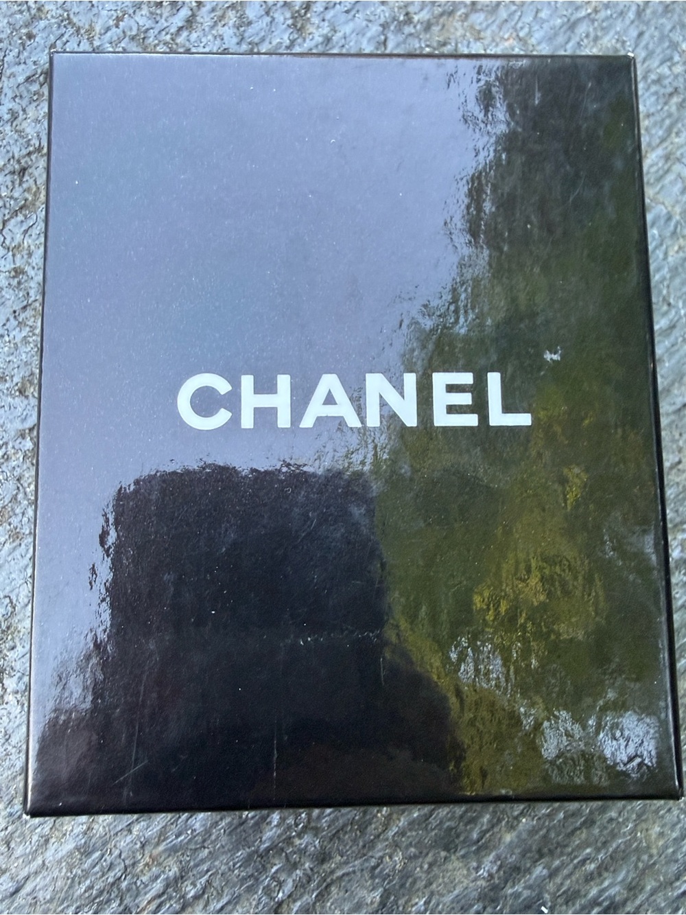 CHANEL Gold Pearl-Handle Bag Charm Earrings - Picture 11 of 12